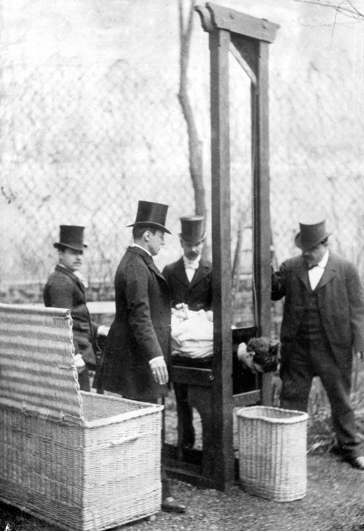 Guillotine execution France 1977