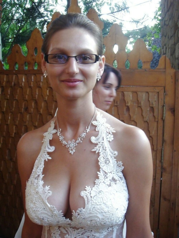 Wife's neckline