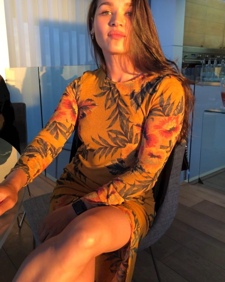 Kim Engelbrecht flash