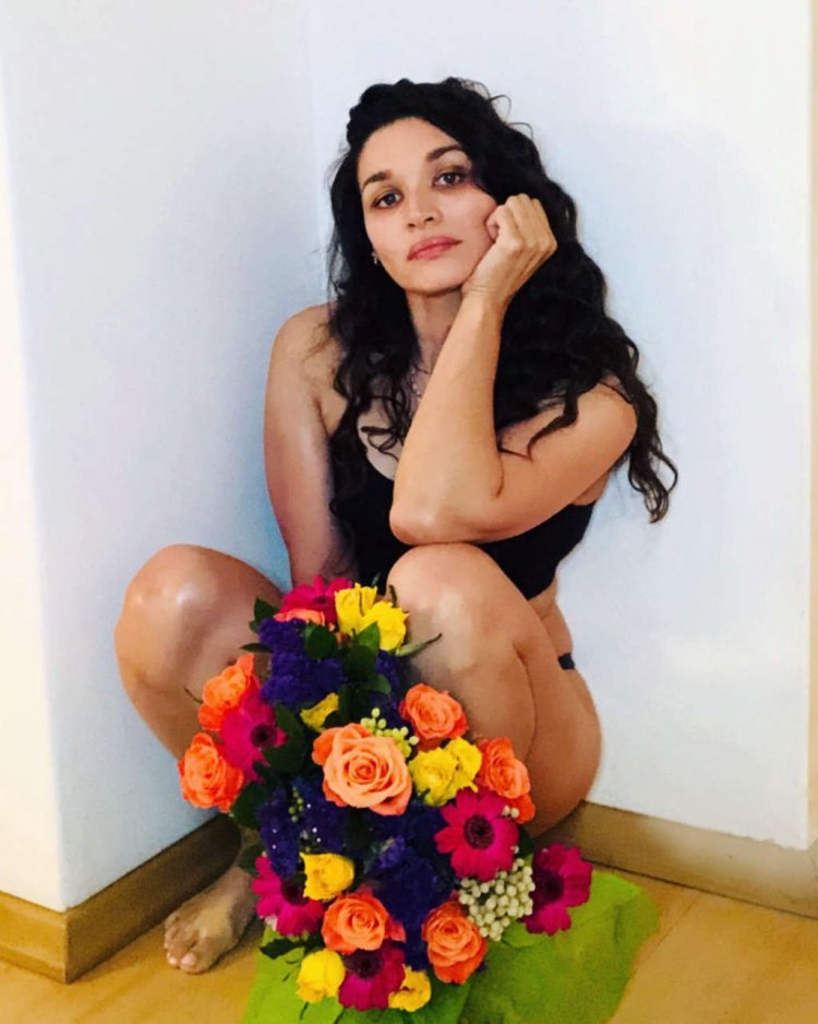 Kim Engelbrecht Hot Pics