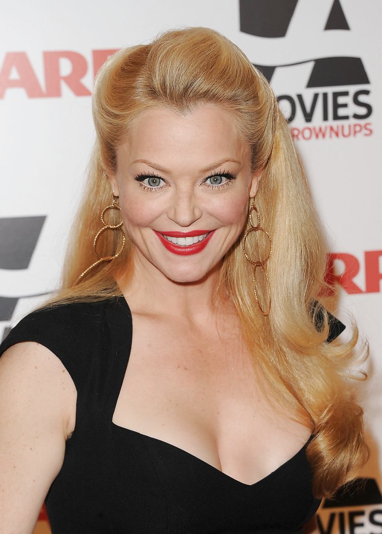 Charlotte Ross photo