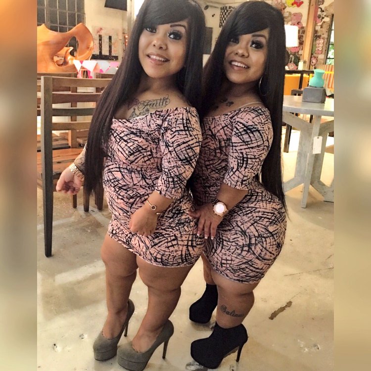 Amanda and Andrea Salinas