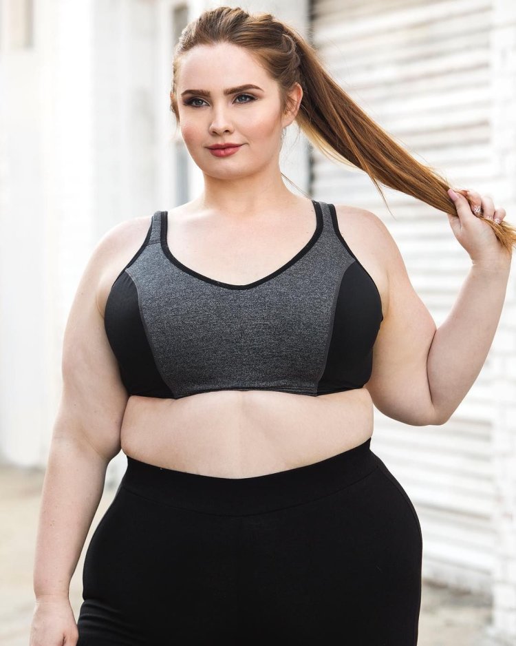 Women plus Sayts Heyri