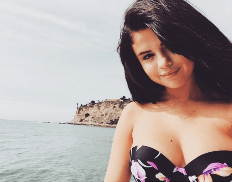 Selena Gomez hot 2022