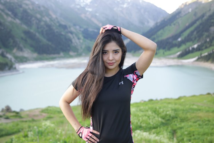 Mongolian girls with big breasts