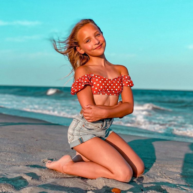 Lilly Ketchman photoshoot