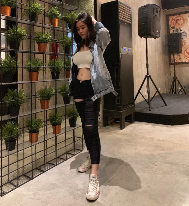 ANASTASYAKH Khosasih hot