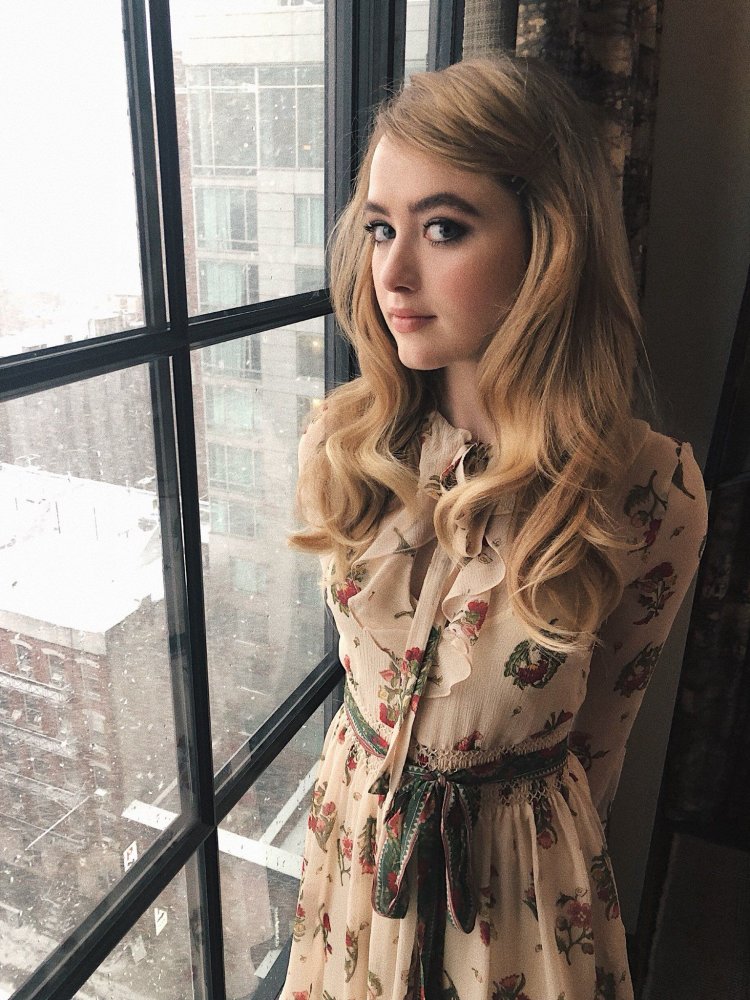 Molly Gordon Molly Gordon