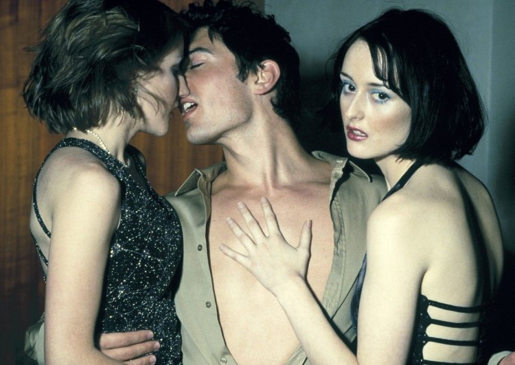 Threesome Carolyn Murphy