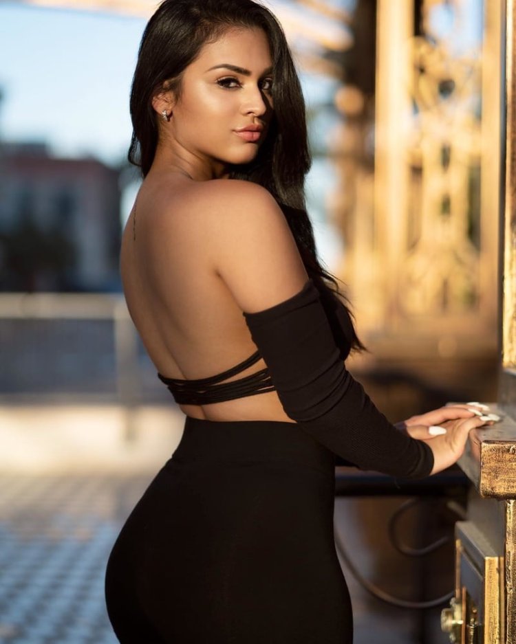 Nadia Khar nadiskhar