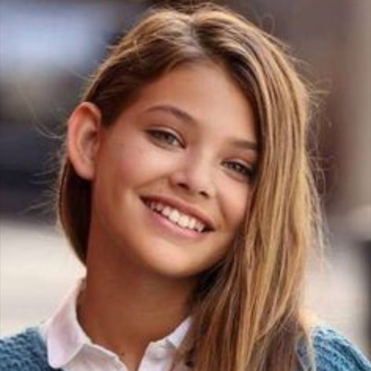 Laneya Grace without makeup