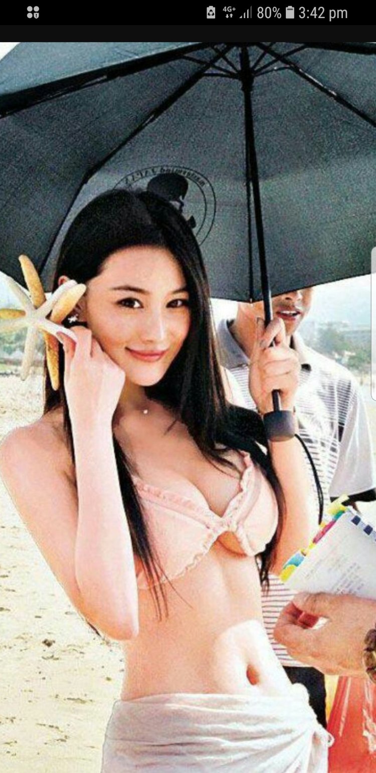 Vianne zhang bikini