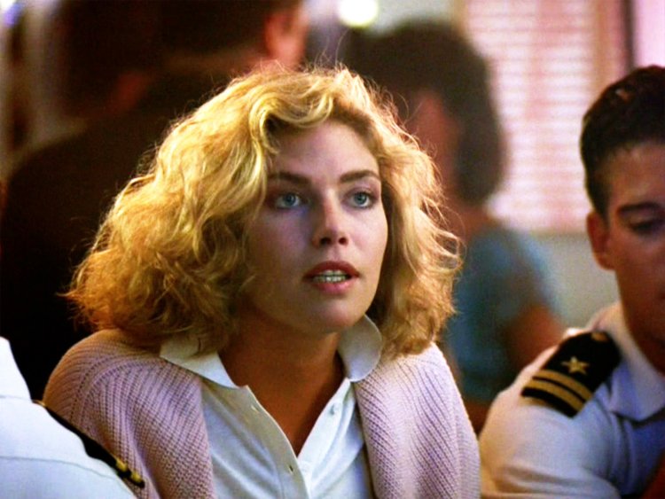Kelly MCGILLIS Top Gun