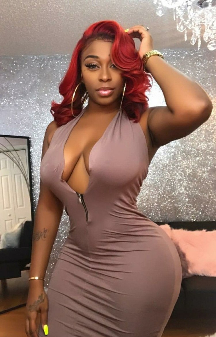 Big black ebony booty mature mom