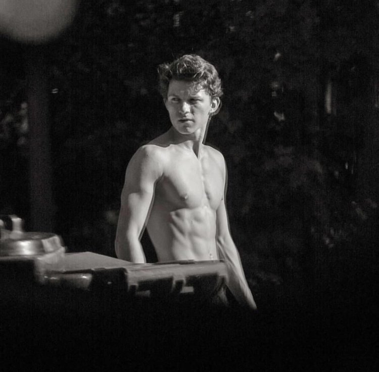 Tom holland hot