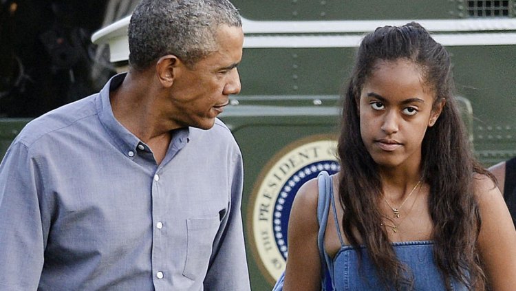 Malia Obama sucks