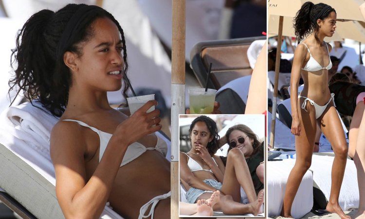 Malia Ann Obama swimsuit