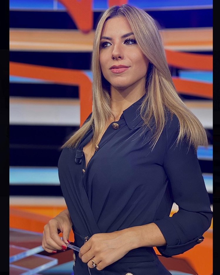 Vika Odintsova on the plane