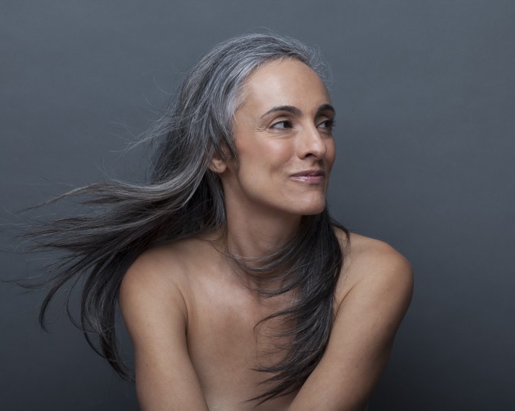 Gray hair, wet hole / graue Haare, feuchtes Loch 2008 movie