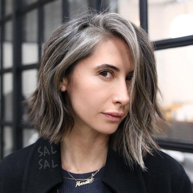 Hairstyle with gray strands