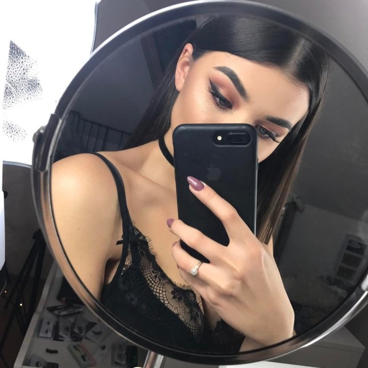 Selfie in a big mirror girl