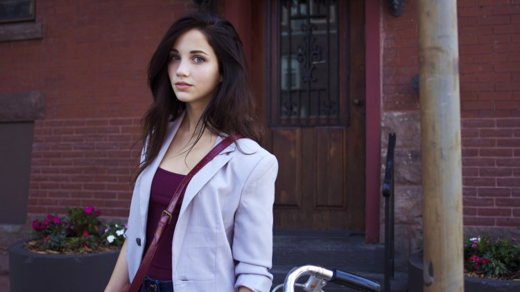 Emily Rudd cutie