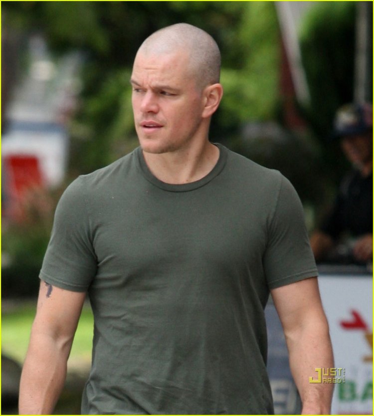 Brad Pitt bald