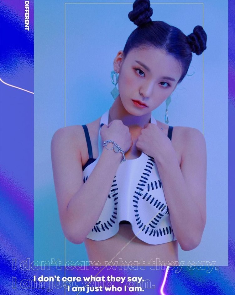Itzy Yeji hot