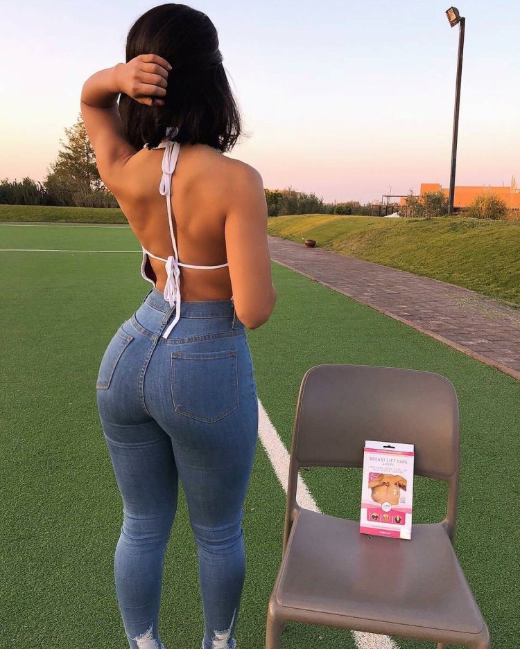 Salem Koussa in jeans