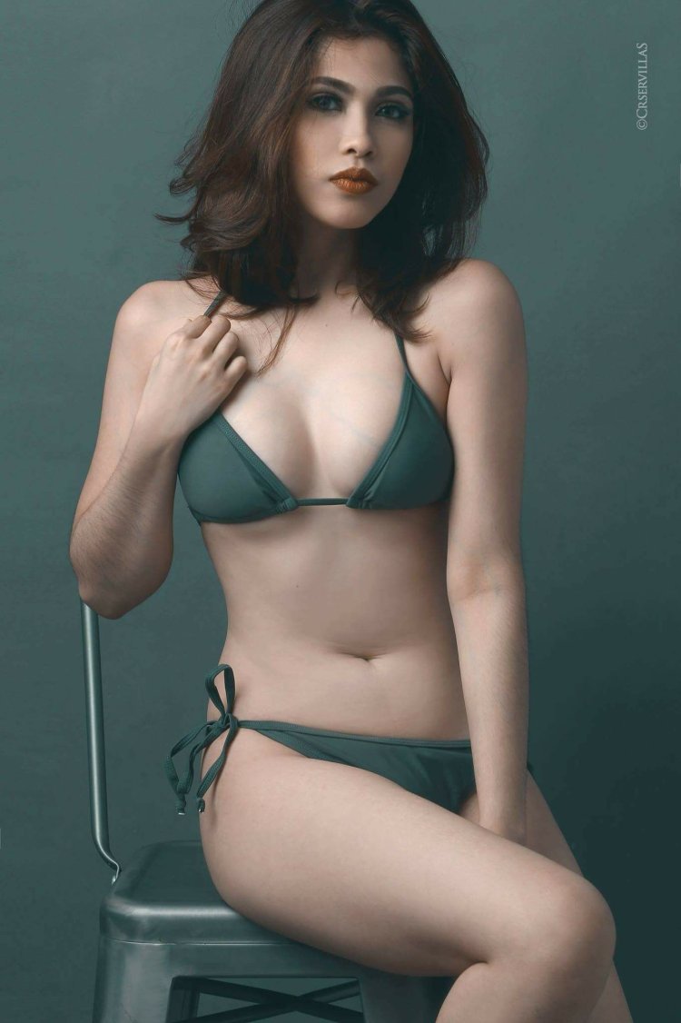 Giulia Baretto Nude Photos