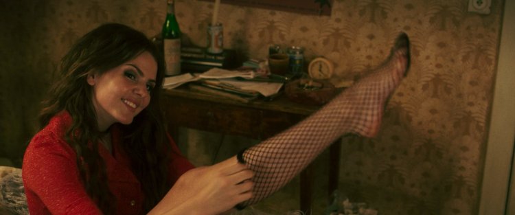 Ruby o fee bed scenes