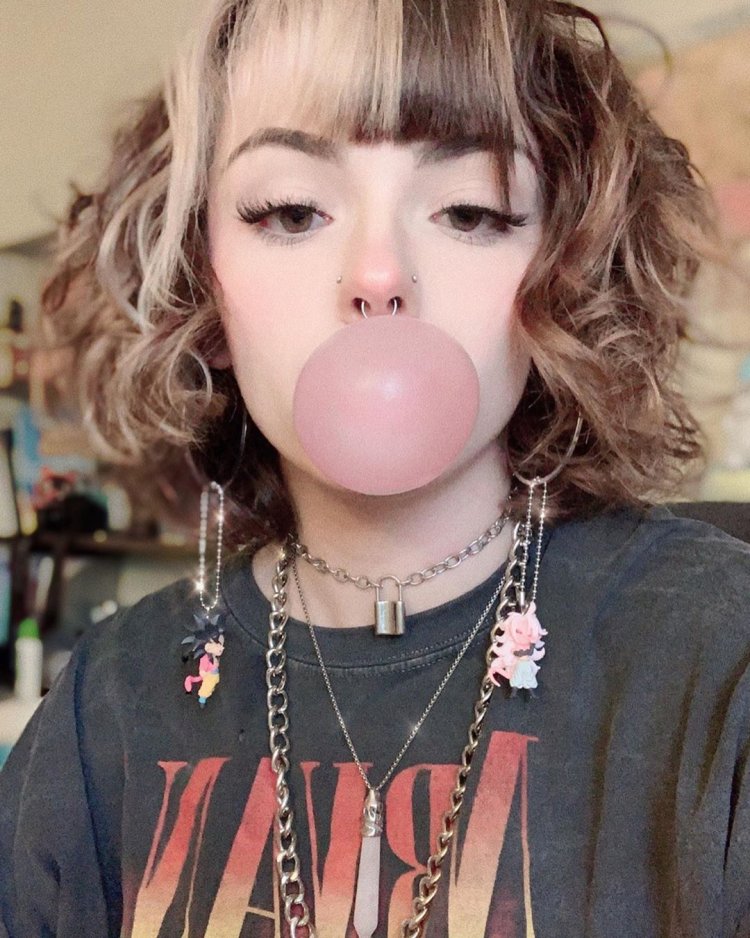 Emma Langevin brooklynbloodpop