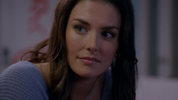 Taylor Cole Supernatural Sarah Blake