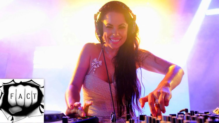 Hot female DJ