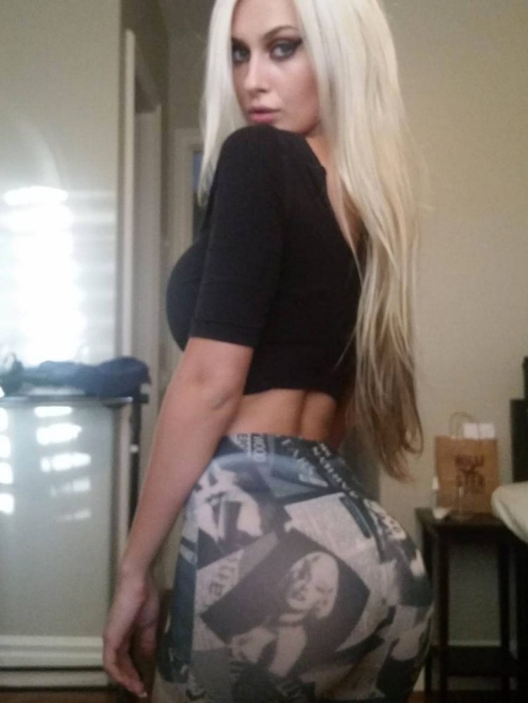 Alyssa Faith in tight