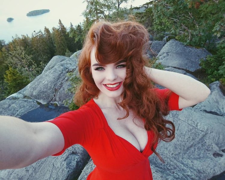 Sammie Louisburg threesome with redhead slave - 77 pics XHAMSTER