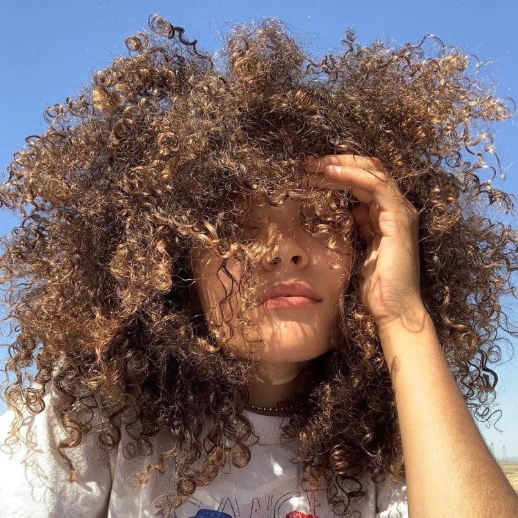 Quintessa Swindell plum