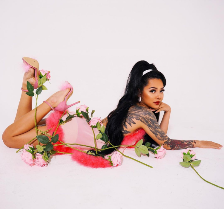 Build a bit Bella Poarch