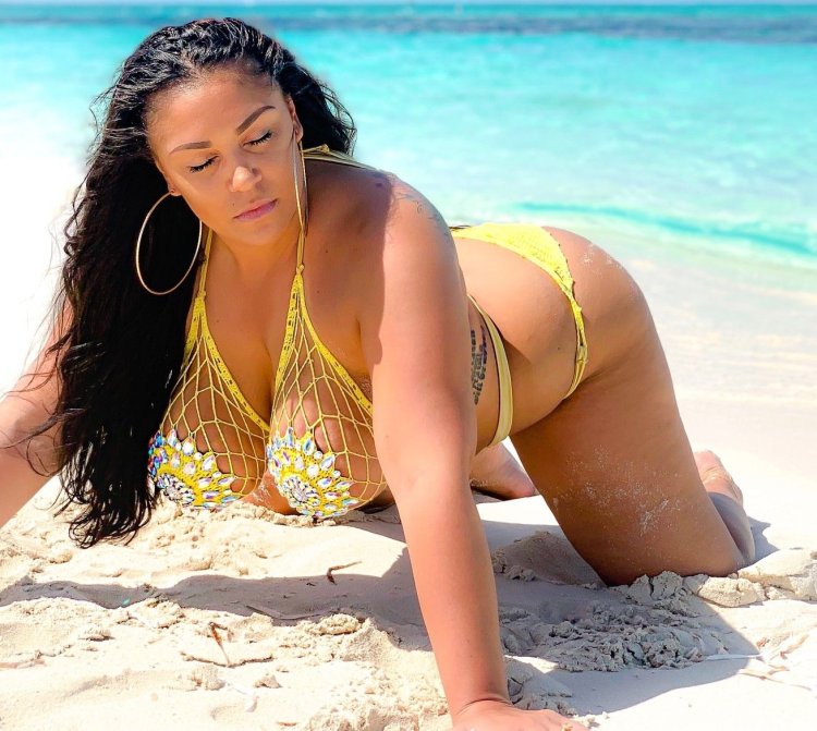 Cassandra melinda plus size