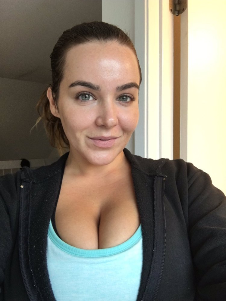 Big breasted jessica ashley