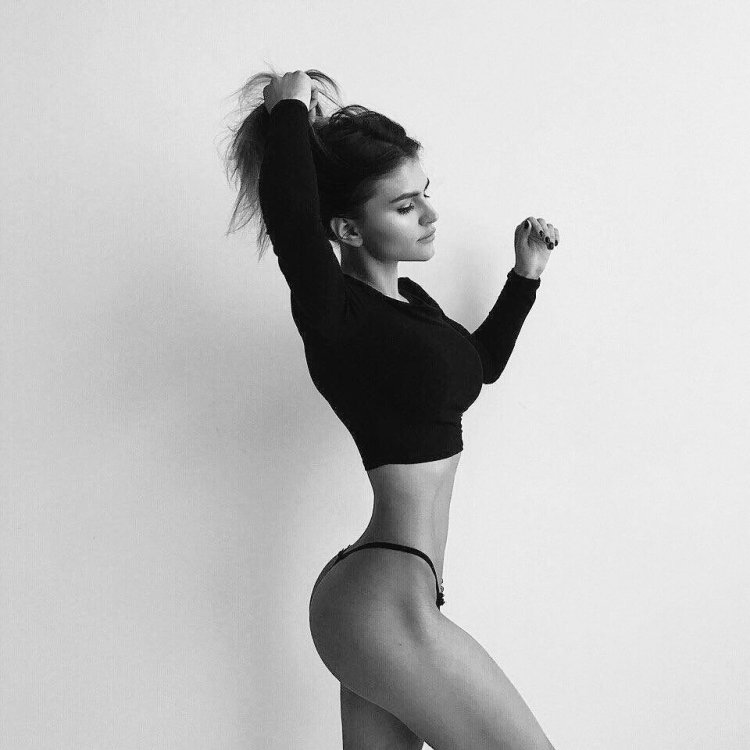 Anastasia Mironova @mironovanastasiia