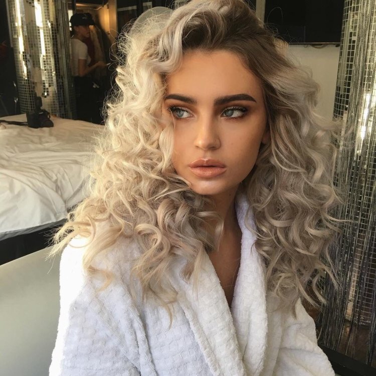 Platinum curls