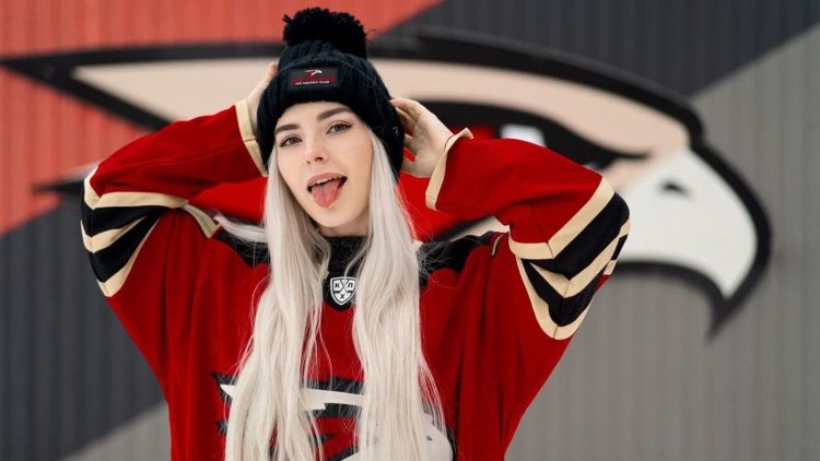 Julia Romanova Eva Elfi