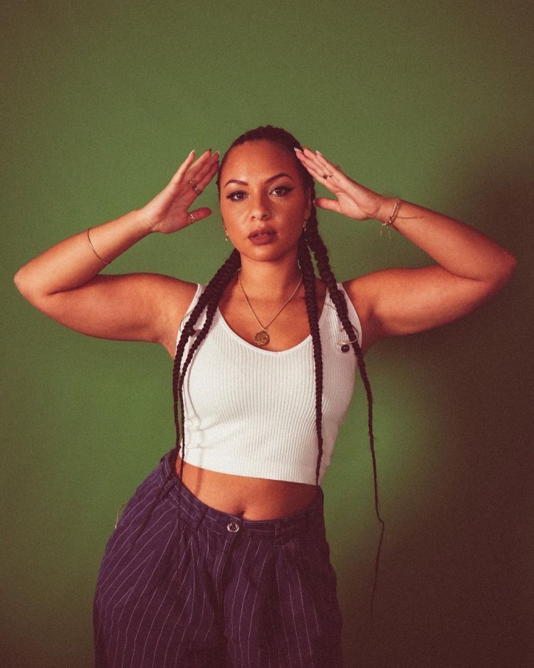 Jasmine Cephas Jones photo