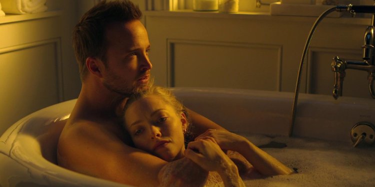 Amanda Seyfried nude in fathers and daughters (2015)