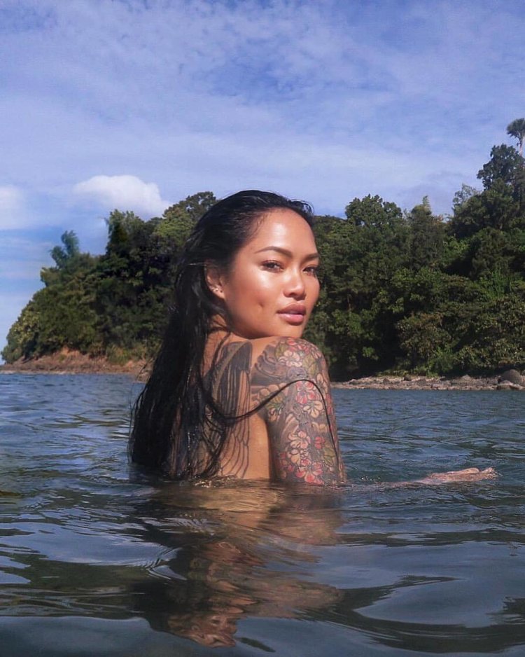 Filipino tattoos on girls