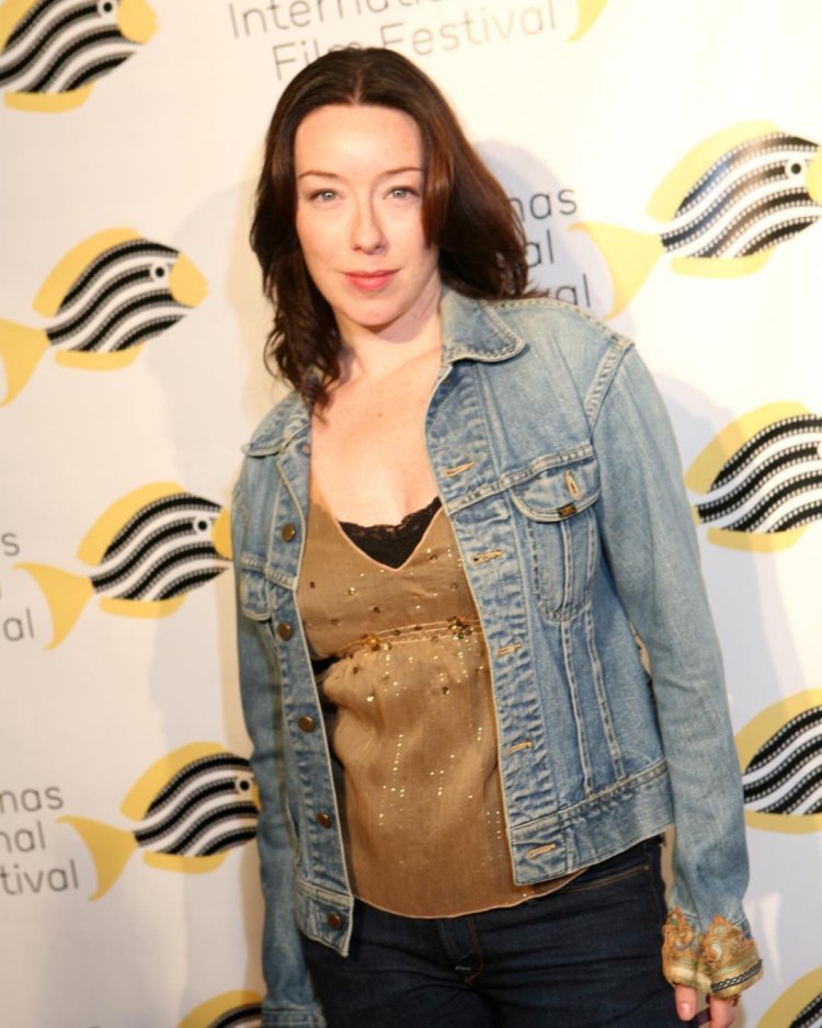 Molly Parker photo 2000
