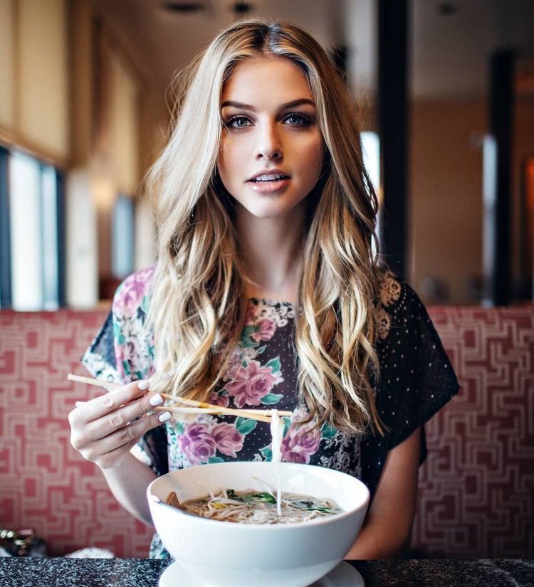 Marina Laswick portrait