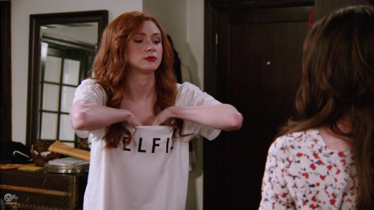 Karen Gillan hot 1080