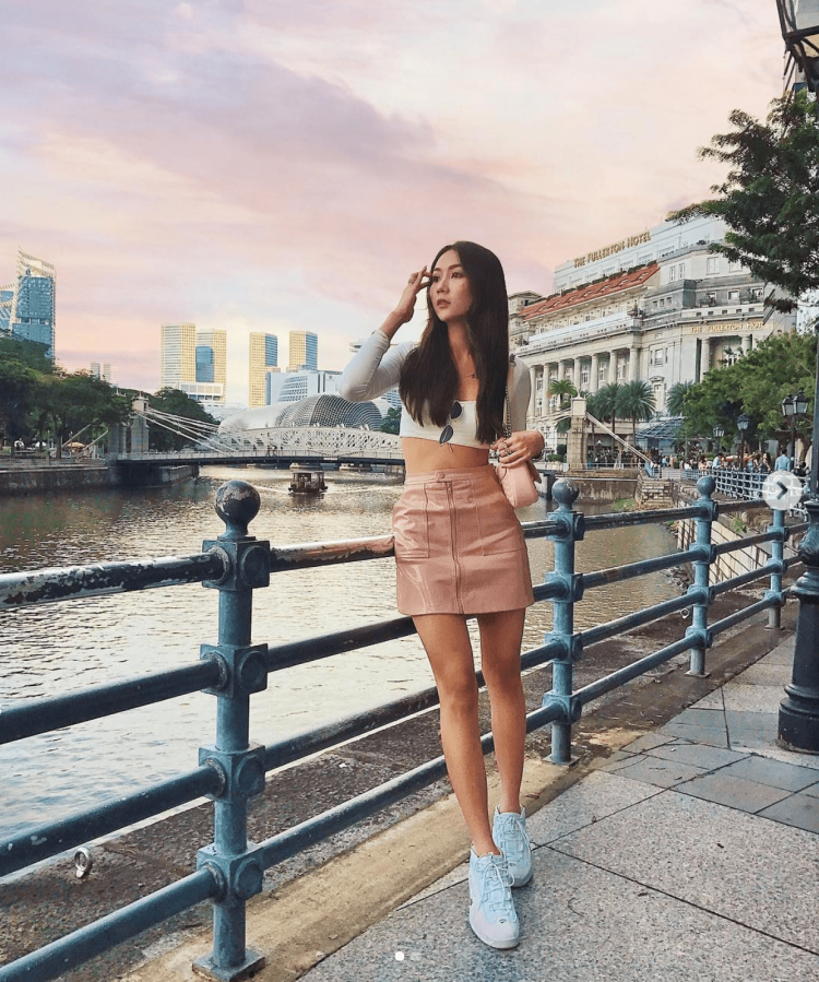 Asian girl walks the streets of China popular on Instagram